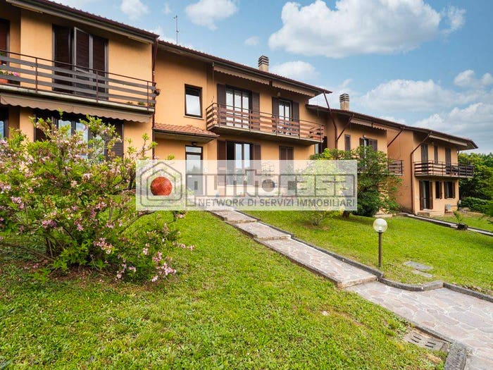 Appartamento bilocale in vendita in Via Belvedere, Quattro Strade, Montevecchia