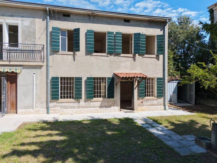 Casa con 6 locali in vendita in Via Camillo Benso di Cavour, Strà Montanara Pieve, Colognola Ai Colli