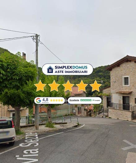 Appartamento con 6 locali in vendita in Via Plebiscito, Centro, Bassiano