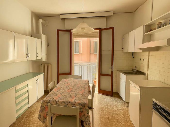 Appartamento quadrilocale in vendita in Via Isola Saloni, Centro Storico, Chioggia