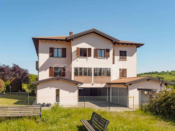 Appartamento quadrilocale in vendita in Toano