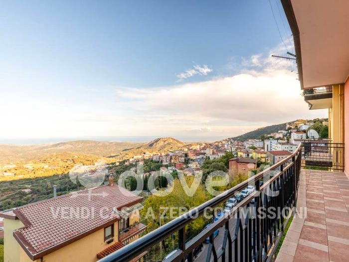 Appartamento trilocale in vendita in Via Guglielmo Marconi, Centro, Lanusei
