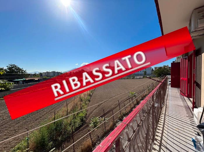 Appartamento trilocale in vendita in Via Gaetano Pelella, Centro, Casoria