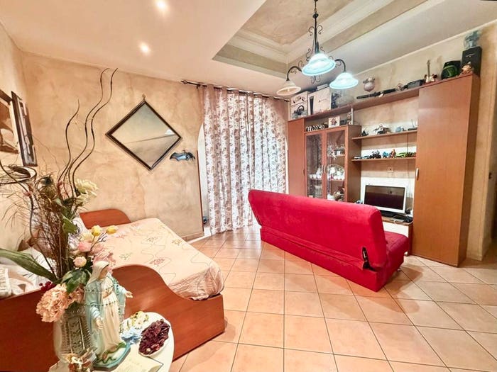 Appartamento trilocale in vendita in Via Arezzo, Centro, Acerra