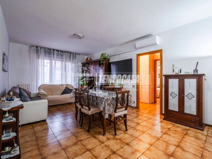 Appartamento trilocale in vendita in Via Don Luigi Sturzo, Centro, Casalgrande
