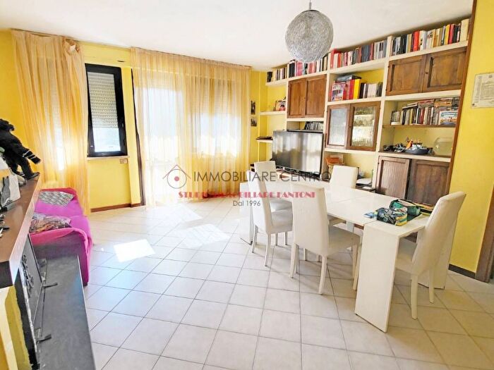 Appartamento con 5 locali in vendita in Via Monsignor Enrico Bartoletti, Terminetto Migliarina, Viareggio