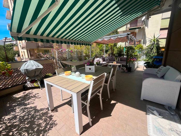 Appartamento trilocale in vendita in Via Laviosa, Pegli, Genova