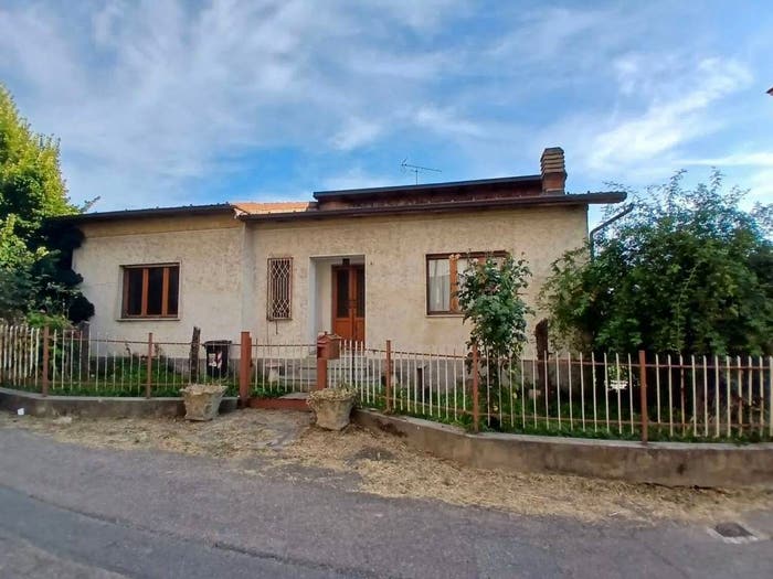 Casa quadrilocale in vendita in Strada Caminata No Number, Moncalvo