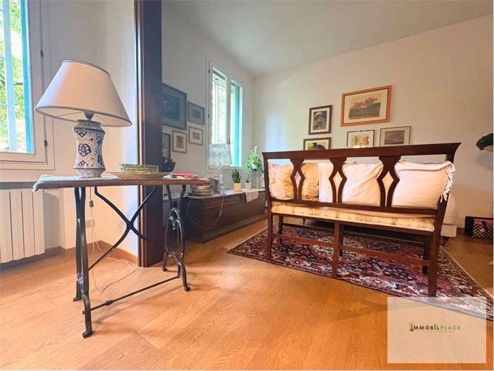 Appartamento quadrilocale in vendita in Via Mezzofanti, Murri, Bologna