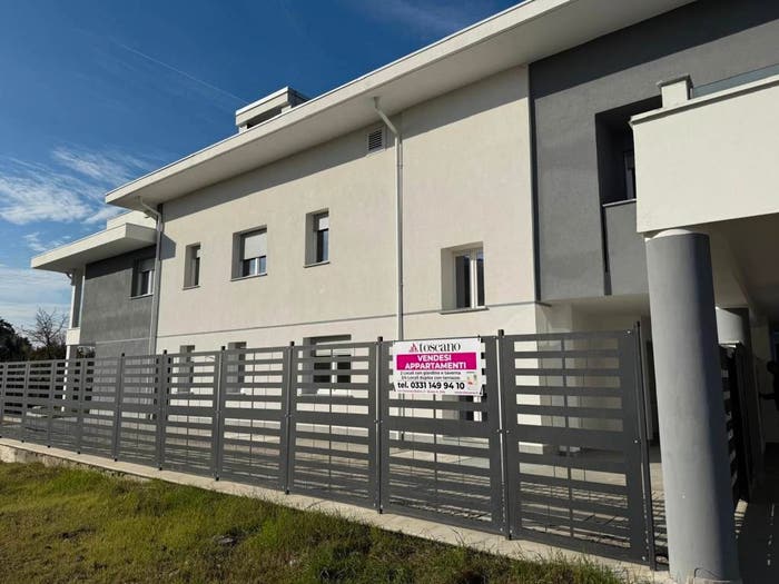 Appartamento bilocale in vendita in Via Favana, Madonna Regina, Busto Arsizio