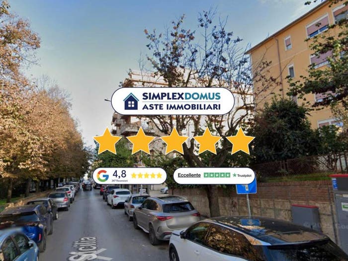 Appartamento quadrilocale in vendita in Viale Sicilia, Centro, Caltanissetta