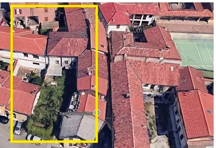 Casa con 6 locali in vendita in Via Borgo San Dazio, Agliate, Carate Brianza