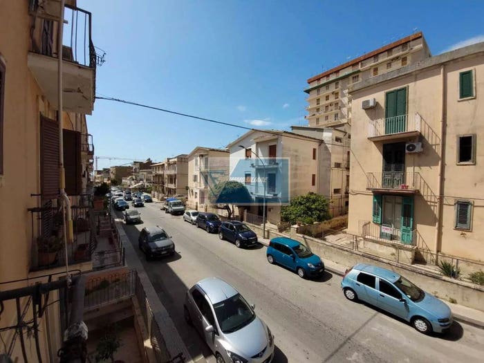 Appartamento con 6 locali in vendita in Via Napoli, Centro, Noto