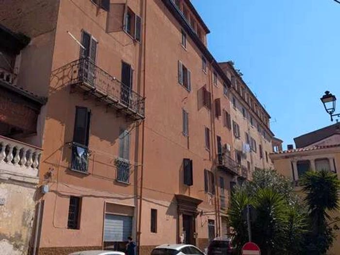 Appartamento quadrilocale in vendita in Via Giuseppe Grixoni, Centro, Ozieri