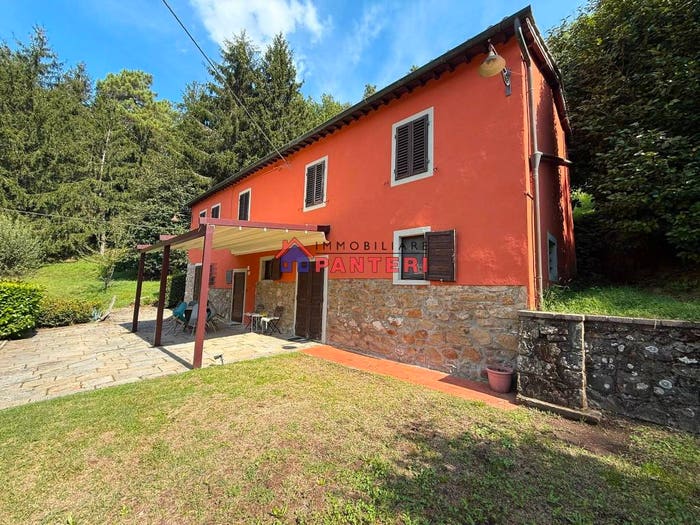 Casa con 6 locali in vendita in Via di Medicina, Castelli Pescia Nord, Pescia