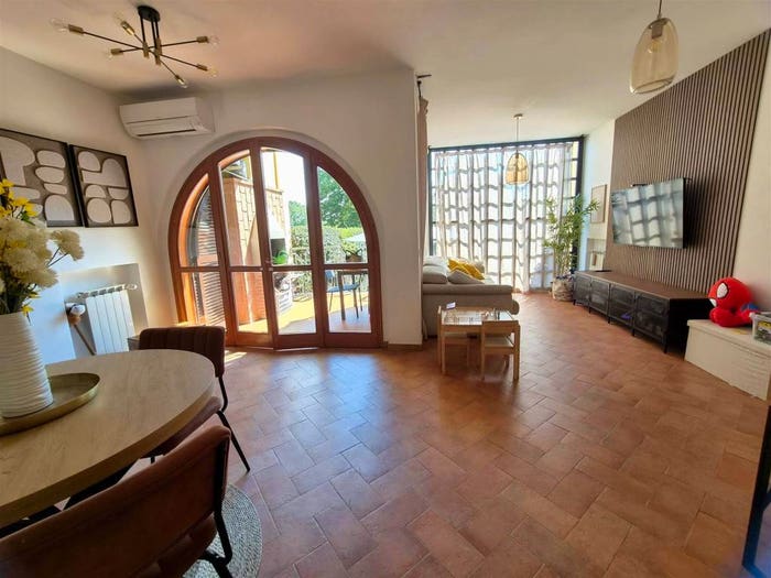 Casa trilocale in vendita in VIA GIUSEPPE LAZZATTI, Casal Selce, Roma