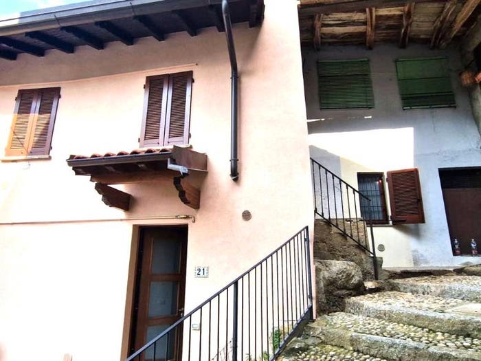 Casa trilocale in vendita in Frazione Capovico, Blevio