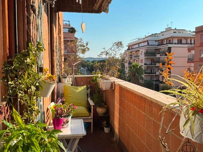 Appartamento trilocale in vendita in Viale Desiderato Pietri, Ostia Levante, Roma