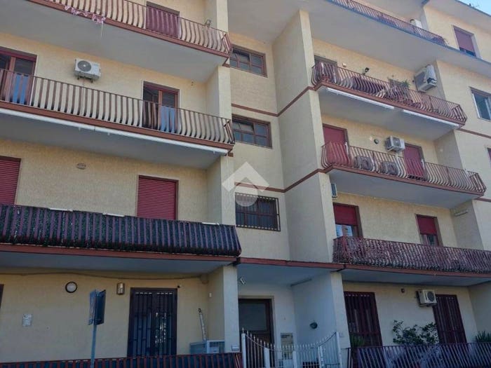 Appartamento con 5 locali in vendita in Via Michele Ferrara, Centro Storico Corso Trieste, Caserta