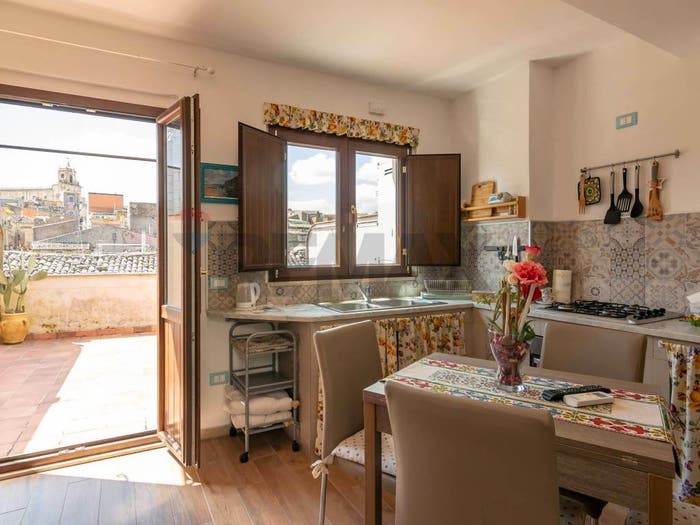 Appartamento bilocale in vendita in Via G Garibaldi, Centro, Palazzolo Acreide