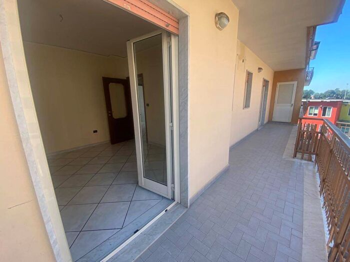 Appartamento quadrilocale in vendita in Via San Francesco, Centro, Marigliano