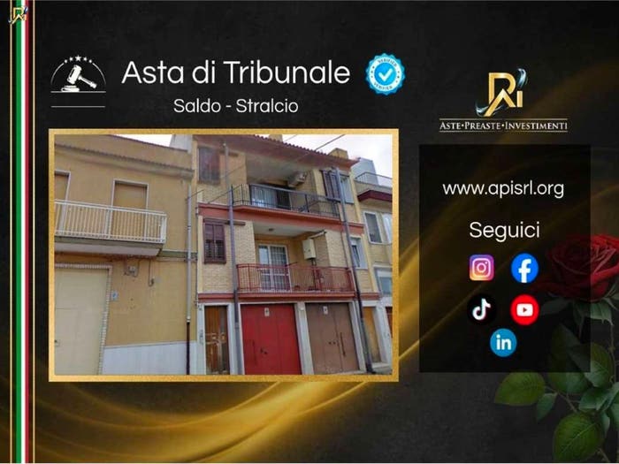 Appartamento quadrilocale in vendita in Via duca di genova, Apricena