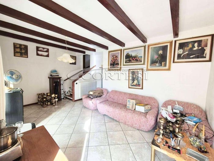 Appartamento con 5 locali in vendita in Viale Giuseppe Parini, Trestina, Città di Castello