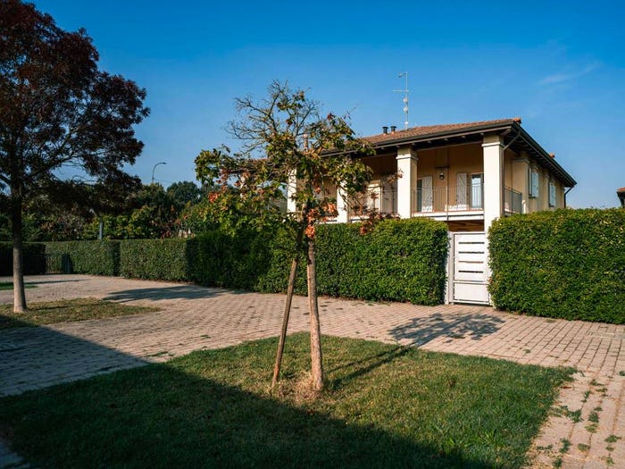 Casa trilocale in vendita in Budrio