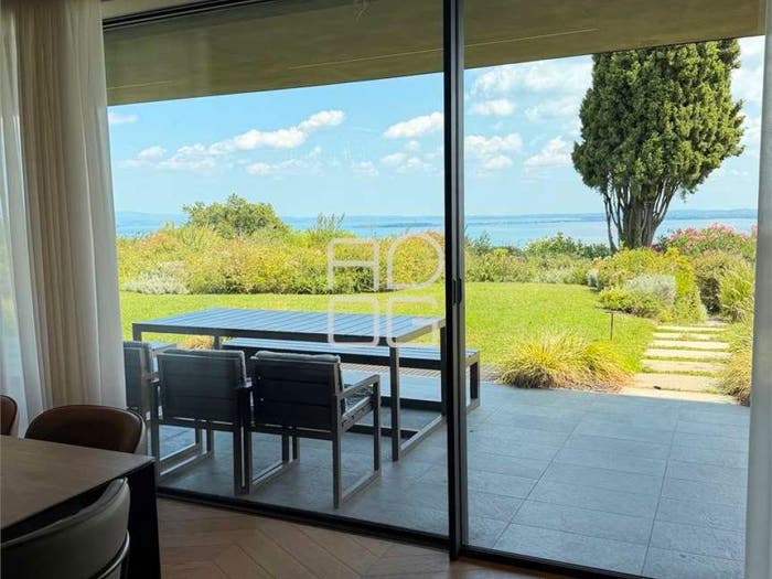 Appartamento quadrilocale in vendita in Via Bertanigra, Padenghe sul Garda