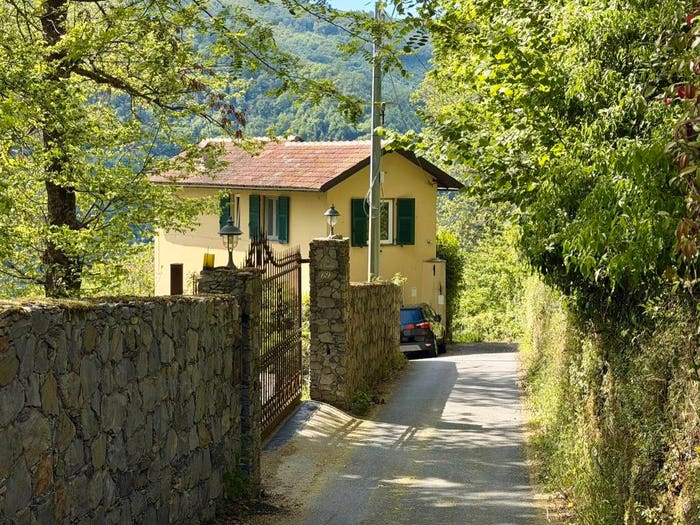 Casa quadrilocale in vendita in Via Filippo Corridoni, Centro, Bargagli