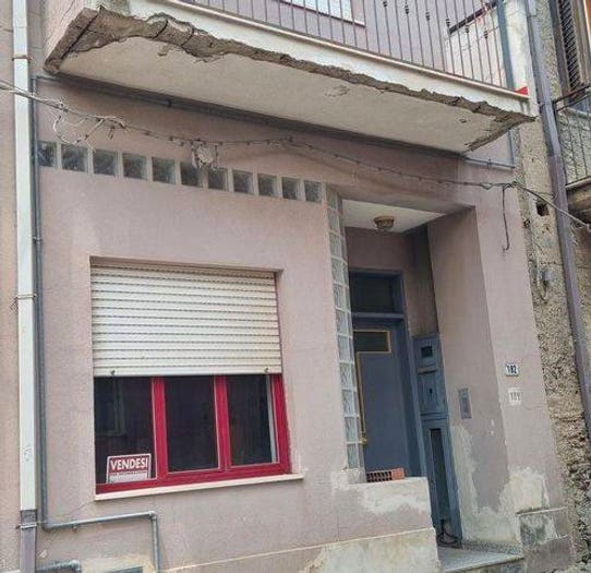 Casa con 5 locali in vendita in Carmelo Germano', Rodì, Rodì Milici