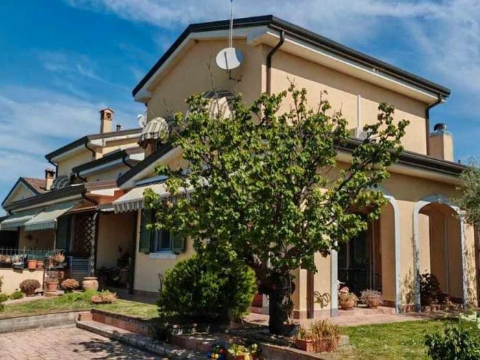 Casa con 6 locali in vendita in Colombiera Molicciara, Castelnuovo Magra