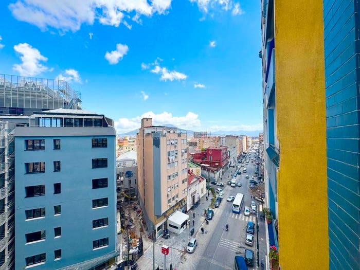 Appartamento con 6 locali in vendita in Piazza Giuseppe Garibaldi, Garibaldi Ferrovia, Napoli