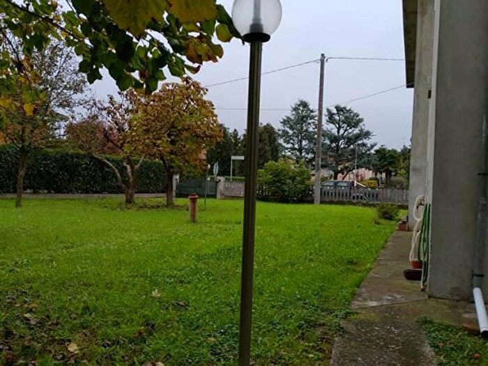 Casa con 6 locali in vendita in Centro, Quistello