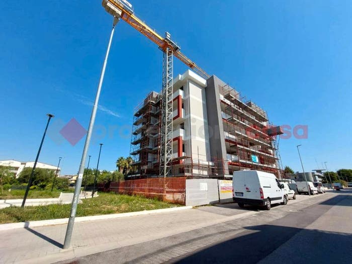 Appartamento quadrilocale in vendita in Via Gorizia Snc, Centro, Alba Adriatica