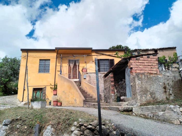 Casa trilocale in vendita in Contrada Marzanelle, Cerisano