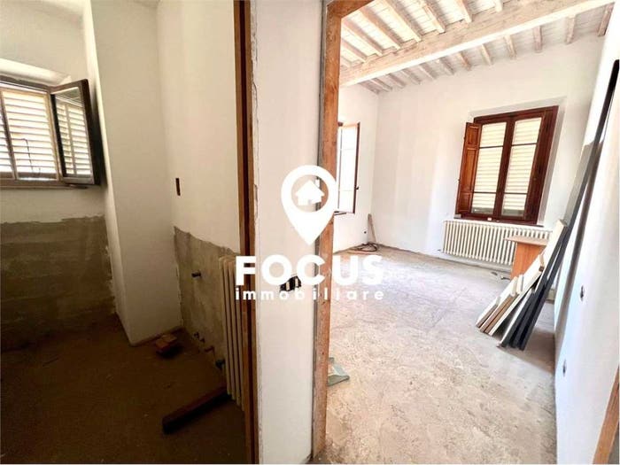 Appartamento trilocale in vendita in Via Fratelli Cairoli, Centro, Fucecchio