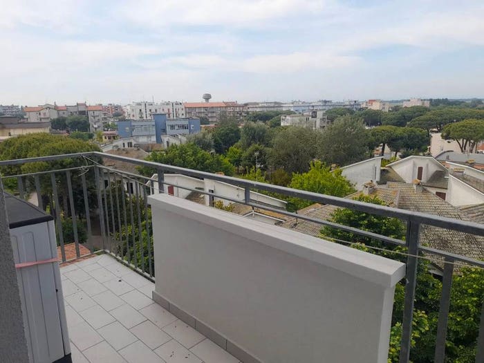 Appartamento trilocale in vendita in Viale Marziale, Lido Adriano Lido di Dante, Ravenna