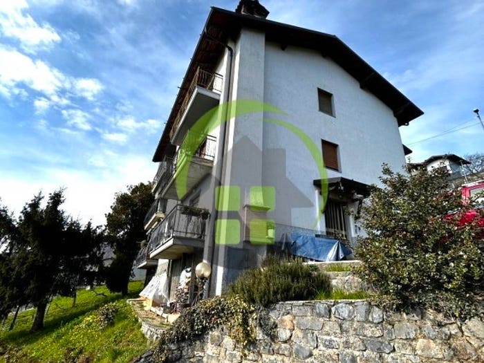 Appartamento quadrilocale in vendita in Orezzo, Gazzaniga