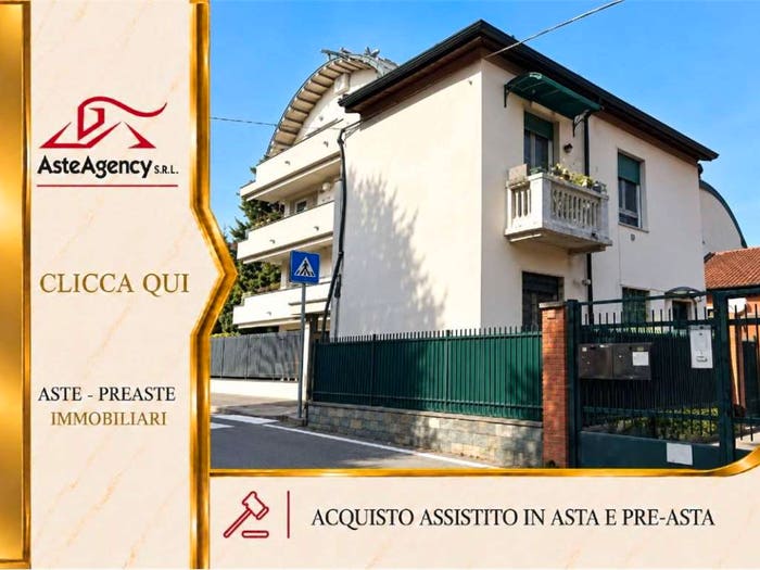 Casa quadrilocale in vendita in Via Alfonso Marelli, San Fruttuoso, Monza