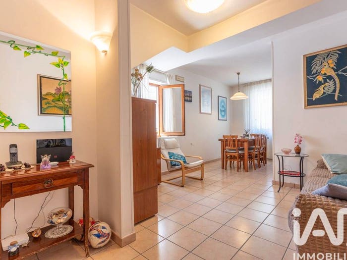 Casa con 6 locali in vendita in Via Tornazano, Centro, Filottrano