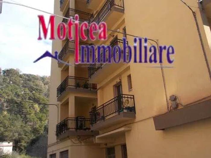 Appartamento con 6 locali in vendita in Via Fiumara, Modica Bassa, Modica