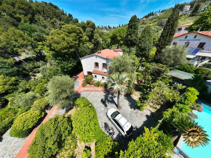 Casa con 6 locali in vendita in Via gioberti, Via Romana, Bordighera