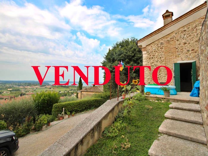 Casa con 6 locali in vendita in Cavajon Veronese, Cavaion Veronese