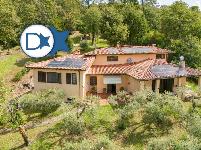 Casa con 6 locali in vendita in Via della Maulina, La Maulina Morianese, Lucca