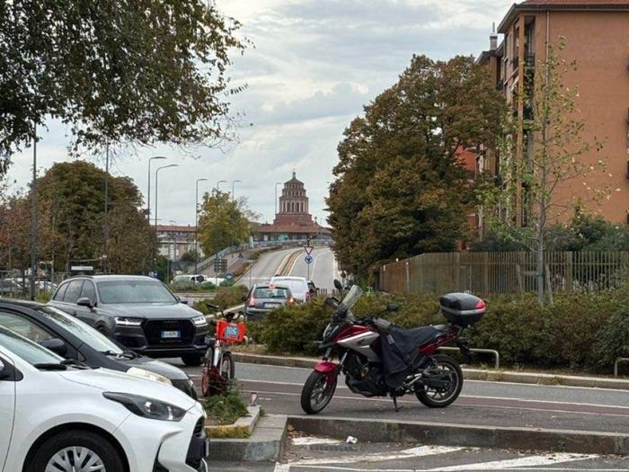 Appartamento monolocale in vendita in Via Tucidide, Ortica, Milano