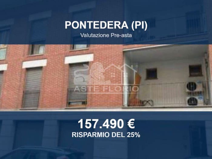 Appartamento con 6 locali in vendita in Via San Faustino, Centro, Pontedera