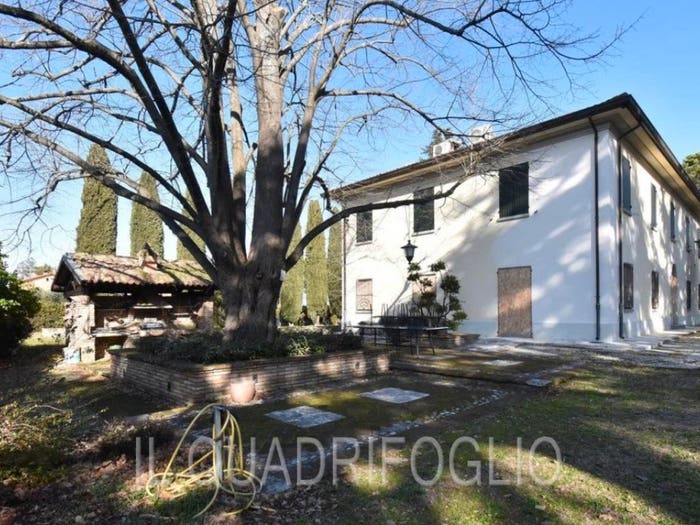 Casa con 6 locali in vendita in Centro, Longiano