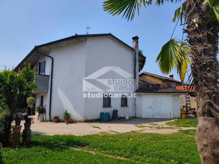 Casa quadrilocale in vendita in Castelleone
