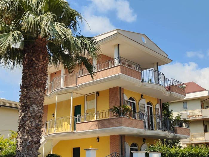 Appartamento trilocale in vendita in Via Romagna, Centro, Grottammare